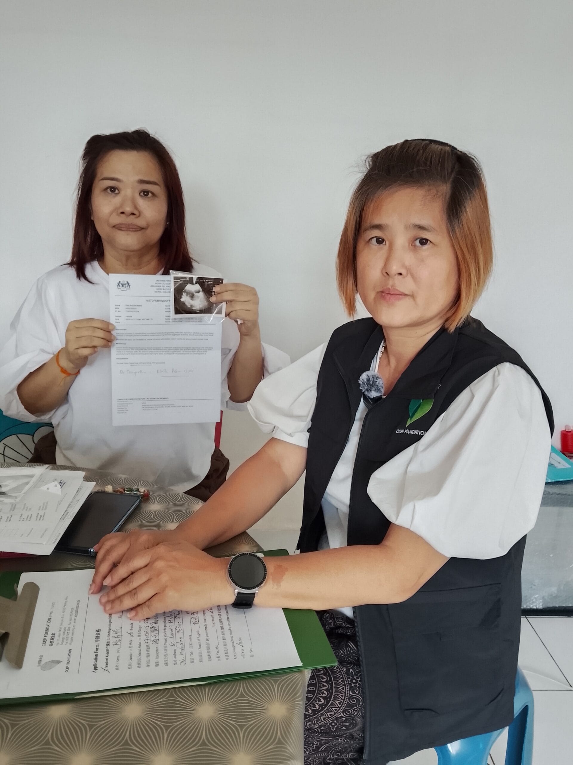 A single mother in Sibu diagnosed with uterine cancer urgently needs RM12K to fight the disease - Image 2
