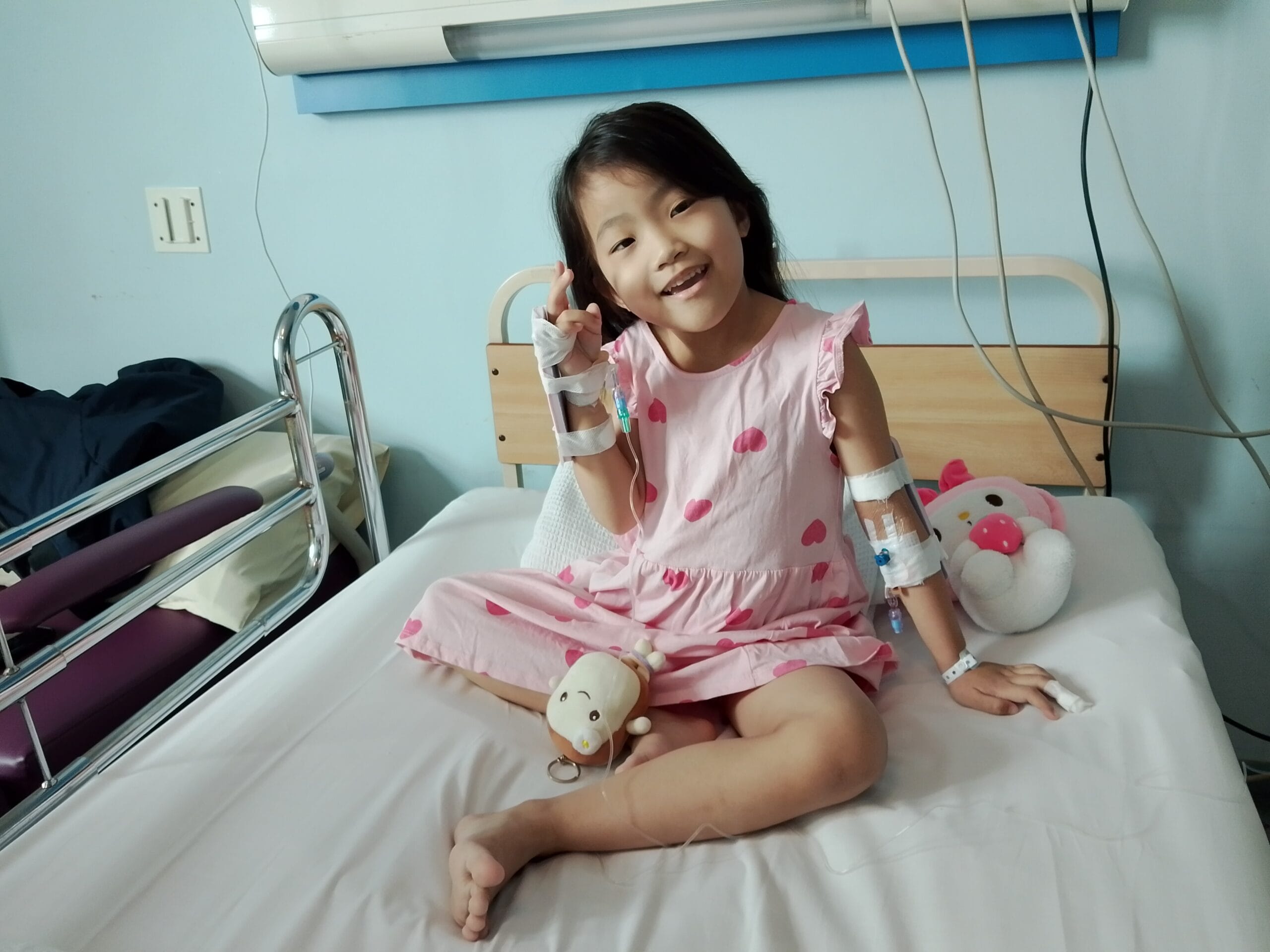 A 5-year-old girl in Sibu urgently needs RM450K to travel to Taiwan for a liver transplant to save her life