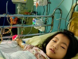 A 5-year-old girl in Sibu urgently needs RM450K to travel to Taiwan for a liver transplant to save her life